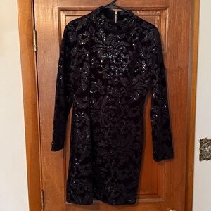 VENUS Black Sequin Long Sleeve Dress